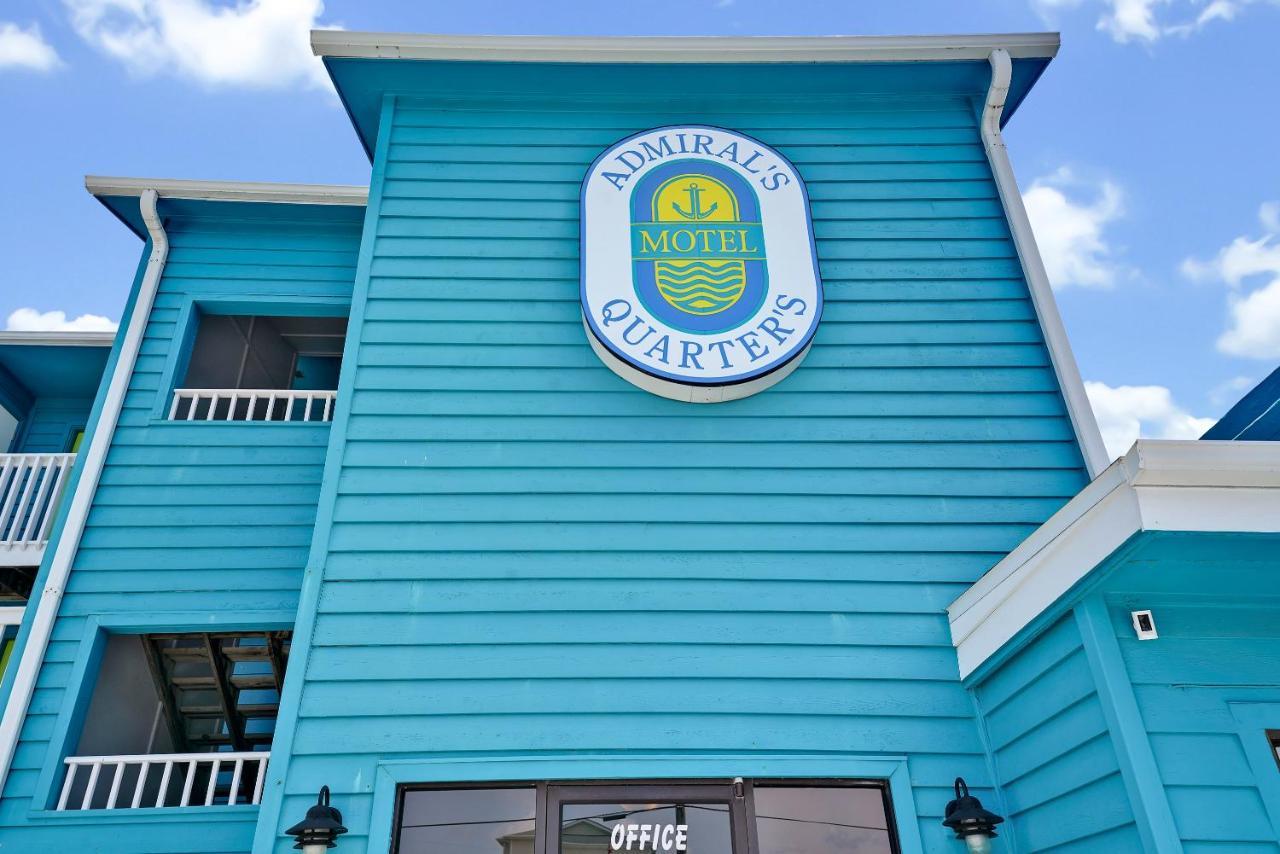 Admiral'S Quarters Motel Kure Beach Bagian luar foto